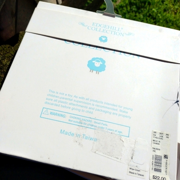 Edgehill Collection Accessories | Girls Veil - Two-Layer Pearl Detail Headpiece - Picture 9 of 12